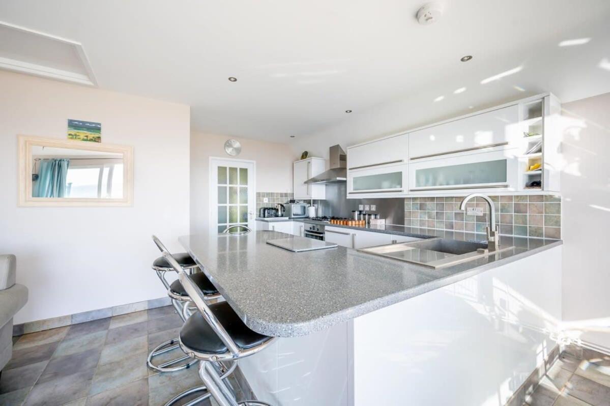 Family Haven By The Waves Direct Beach Access Βίλα Pevensey Εξωτερικό φωτογραφία