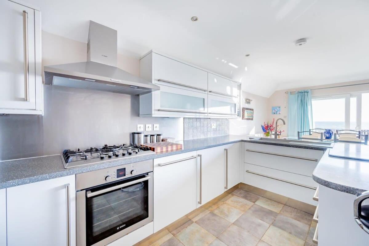 Family Haven By The Waves Direct Beach Access Βίλα Pevensey Εξωτερικό φωτογραφία